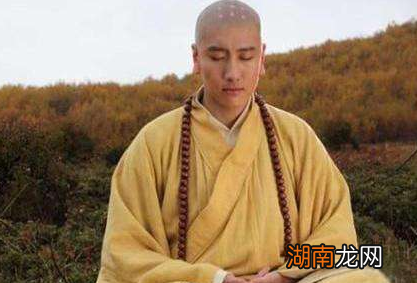 和尚的头上为什么要点圆点 什么样的和尚才有戒疤