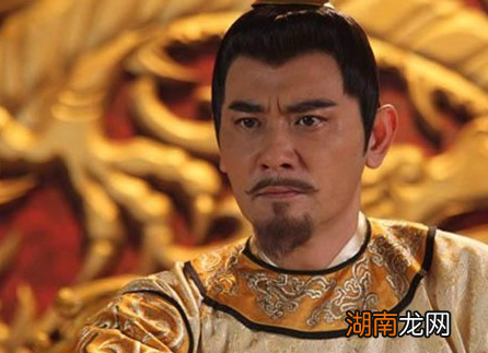 杨坚是隋朝开国皇帝 杨坚是怎么让北周静帝禅让的