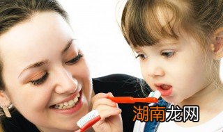 牙刷变黄怎么清洗,牙刷变黄怎么清洗小妙招