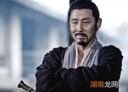 赵佗割据岭南等地称帝 秦末时期赵佗为什么不和项羽,刘邦争夺天下