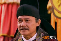 武则天跟长孙无忌作对的原因是什么？