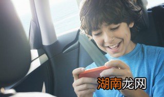 19岁的儿子沉迷玩游戏咋办 23岁儿子沉迷游戏怎么办