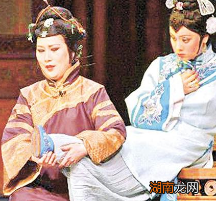 古代以三寸金莲的小脚丫为美 皇室公主也需要裹小脚吗