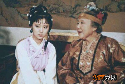 贾母住的地方究竟有多繁华呢?