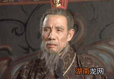 王凌文武双全,为何要废掉皇帝改立曹彪呢?