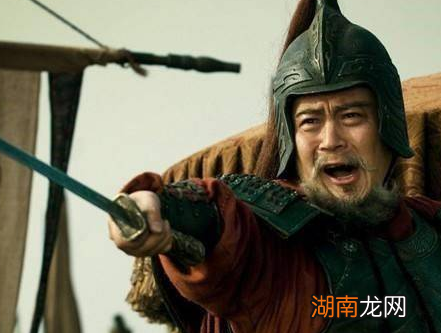 曹操是怎么挟天子以令诸侯的 曹操的目的是什么