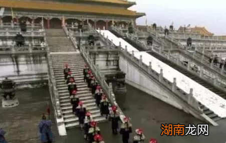 古代没有现代交通工具 古人是怎么去首都开会的