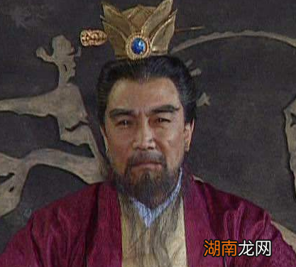 曹操作为掌权者手下猛将肯定不少 曹操为什么总是带兵打仗