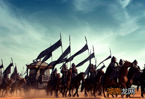 用12头牛劝退秦军,弦高是如何做到的?