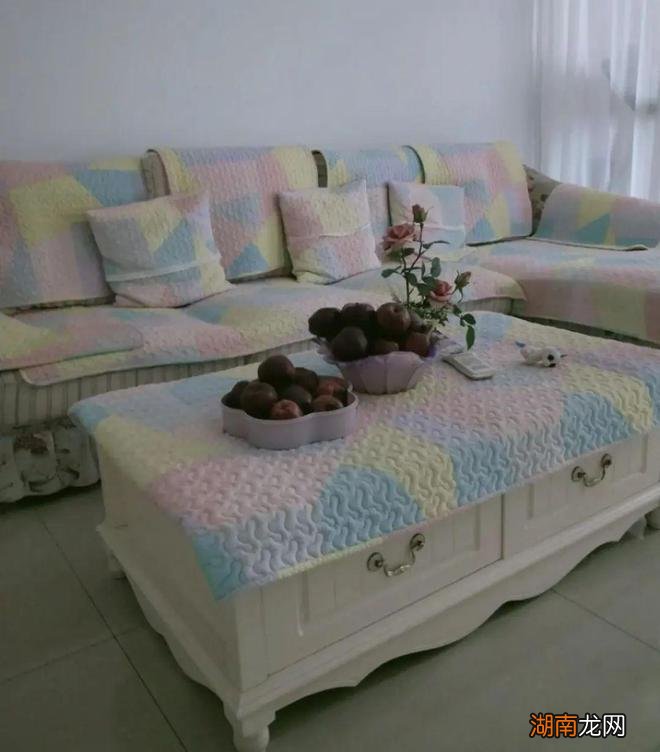 不是被逼无奈，家里别这样搞软装，不仅不时尚，可能还会更土