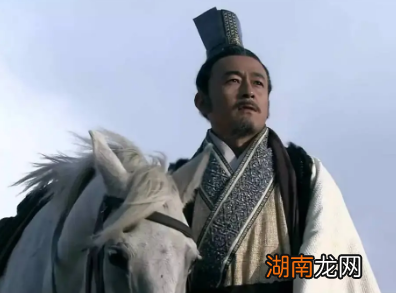 商鞅变法的具体经过是怎样的？主要内容有哪些？