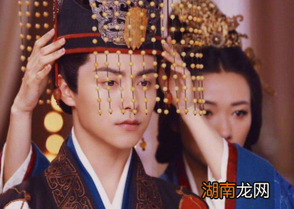 东汉末年汉室宗亲非常多,为何汉朝还是灭亡了呢?