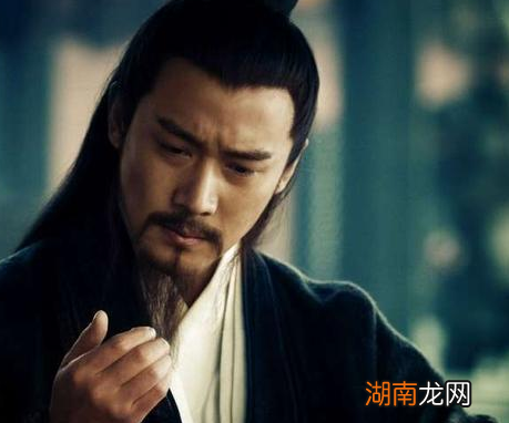 东汉末年各地霸主那么多 诸葛亮为什么会选择刘备