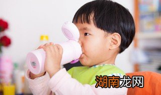 宝宝新买的水杯怎么清洗 新买的婴儿水杯怎么清洗