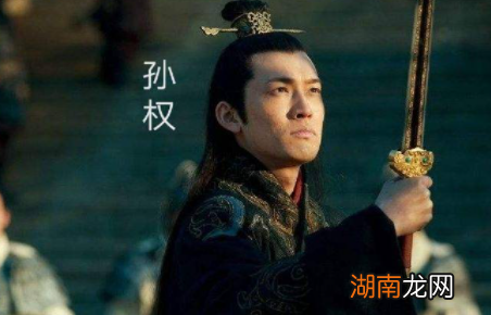 关羽北伐的时候,为何不从荆州出发呢?