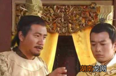 朱元璋在家庭生活中是如何扮演一个父亲的角色的？