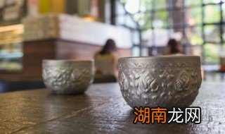 一般水杯刻字都刻什么 水杯刻字刻什么好寓意老人