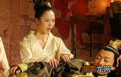 古代女子为什么要穿开裆裤 这种衣服最早出现在什么时候