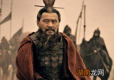 长坂坡之战时,曹操犯了什么错?