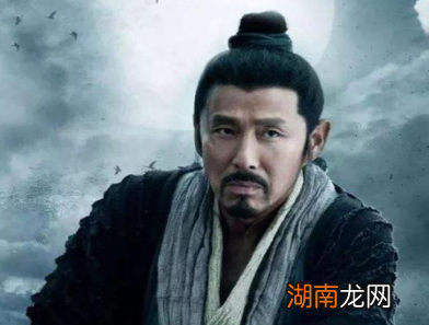 韩信为何赏赐曾羞辱过自己的屠夫？六年后才知道他错的很离谱