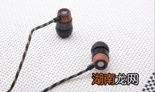 蓝牙耳机有杂音滋滋怎么办 耳机有杂音滋滋怎么办