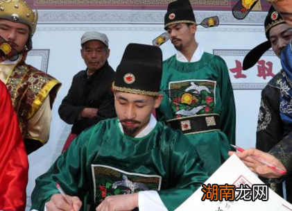 古代书生身边总会跟着一个书童 他们是用来做什么的