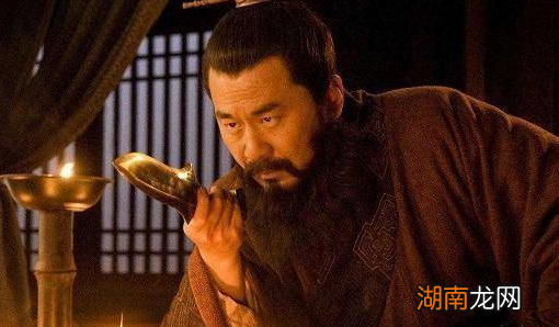 曹操的经典著作《孟德新书》为何被烧毁?