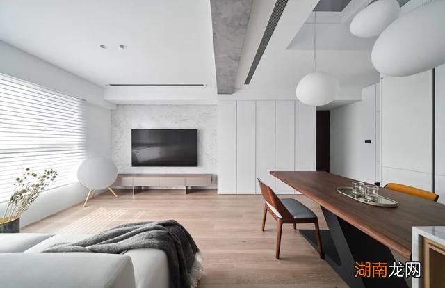 93㎡北欧Loft,净白轻快的设计,暖馨舒适的居所