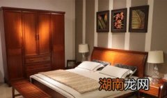 金丝柚木家具优缺点一张床多少钱 金丝柚木家具优缺点