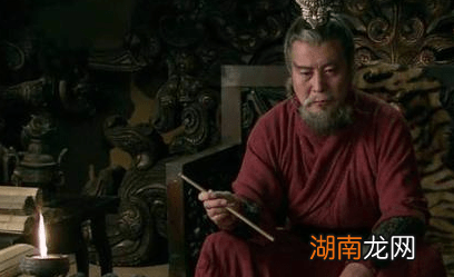 官渡之战时曹操是怎么准备的 曹操为何不担心袁绍偷袭大本营