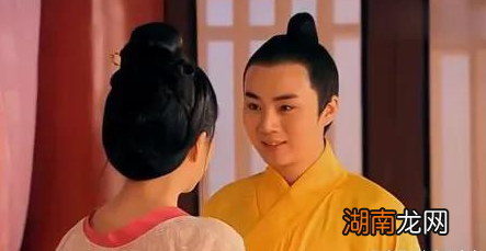 李世民生病时武则天和李治经常眉来眼去 李世民不知道两人的关系吗