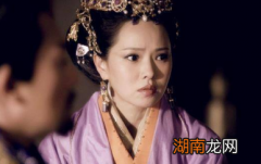 曹操为什么一定要杀了伏皇后？