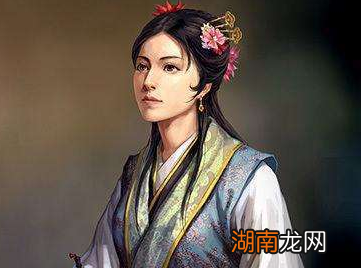 蔡文姬在文学上的造诣颇高,但她的一生却不顺遂