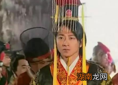 霍光曾权倾朝野，为什么他没有谋朝篡位呢？