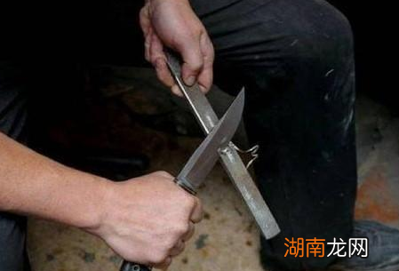 古代宝剑能够做到削铁如泥 这个铁到底指的是什么