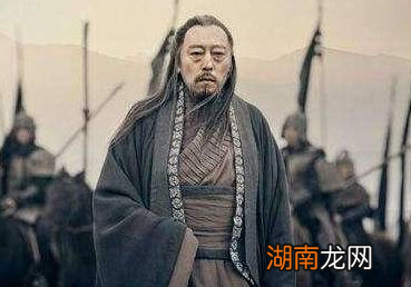 城楼上的两个书童是空城计最大的疑点吗?