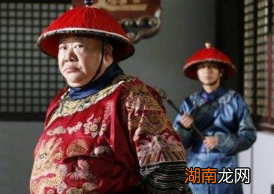 清朝时期,为什么没有出现严重的宦官干政现象?