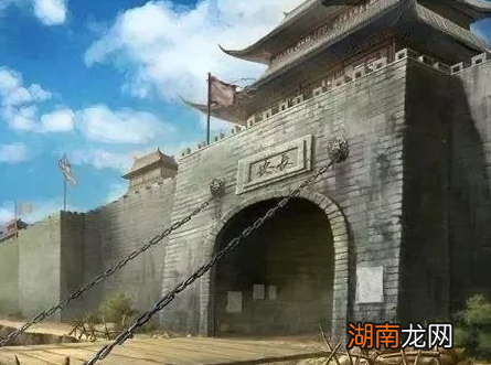 古代城门为什么都要往里开 古人攻城时不是更好撞开吗