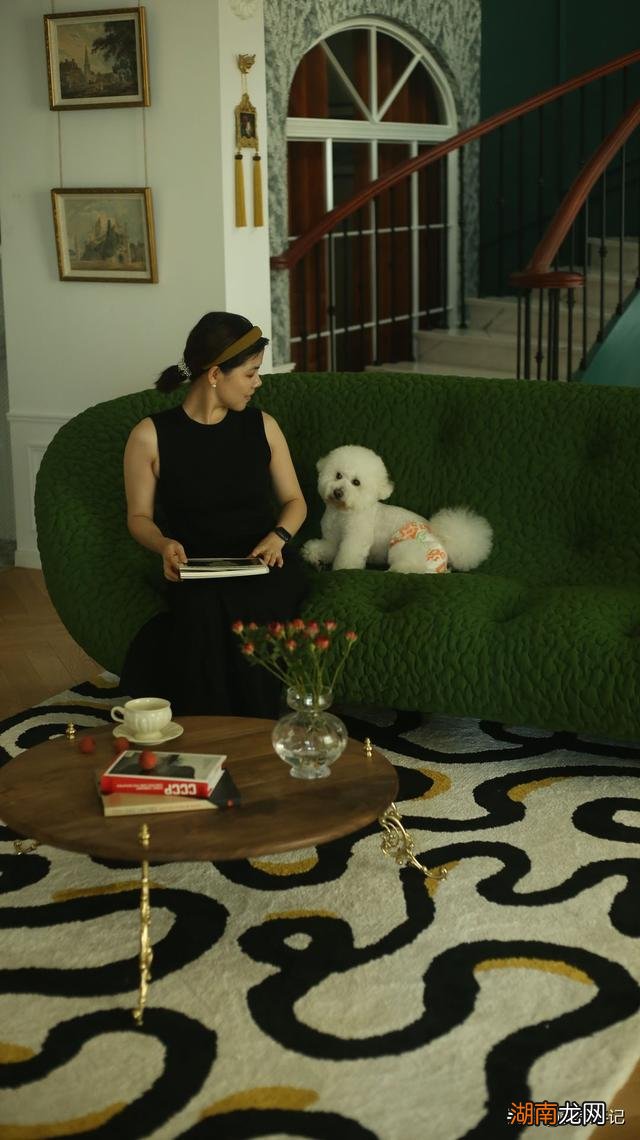 这是我见过最漂亮的家，光一个客厅就把我惊艳到了！忍不住晒一晒