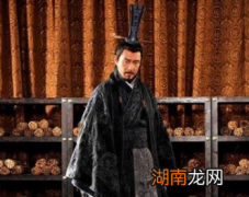 田忌赛马讲的是什么故事？背后有什么含义？