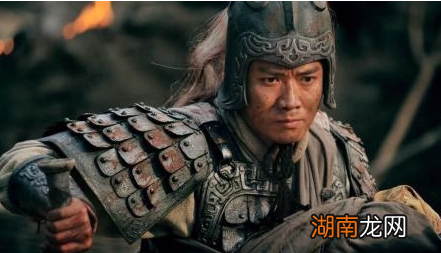 他是曾击败赵云的小将，后来结局如何？