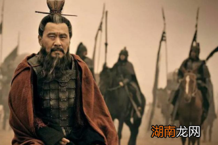 曹操被称为&amp;ldquo;枭雄&amp;rdquo;，为何他的历史评价褒贬不一呢？