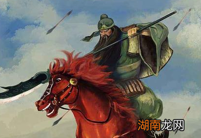 讨伐董卓的时候，除了关羽还有谁可以斩华雄呢?