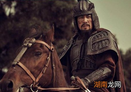 刘备前半生基本都是屡战屡败 刘备为什么还能一次次翻盘