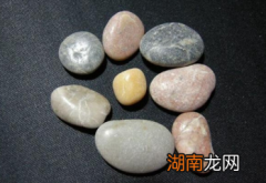 古代没有卫生纸，古人怎么上厕所？