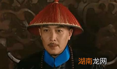 隆科多倒台之后，他的长子岳兴阿为什么还要弹劾他？