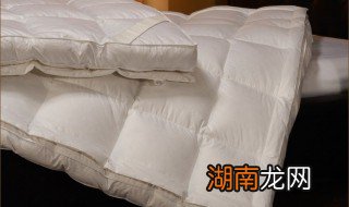 羽绒服直接拼被子的做法视频 羽绒服直接拼被子的做法