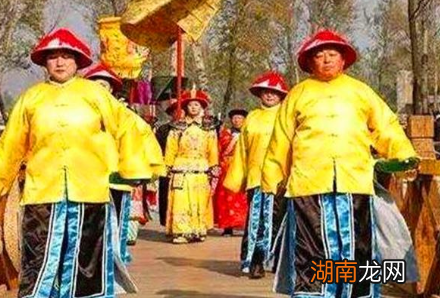 古代侍卫整天带在皇宫 皇帝是为何避免他们和妃子日久生情的