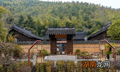 乾隆六下江南,为什么有四次住在同一个人家里?