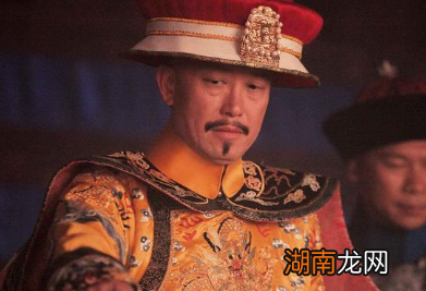 弘时年纪轻轻,为什么会郁郁而终呢?